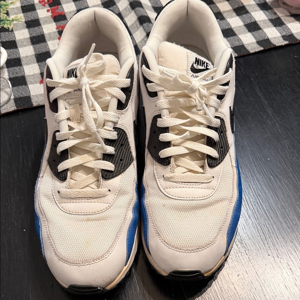 2014 Nike Air Max 90 White and Black Sneakers with Blue Accents